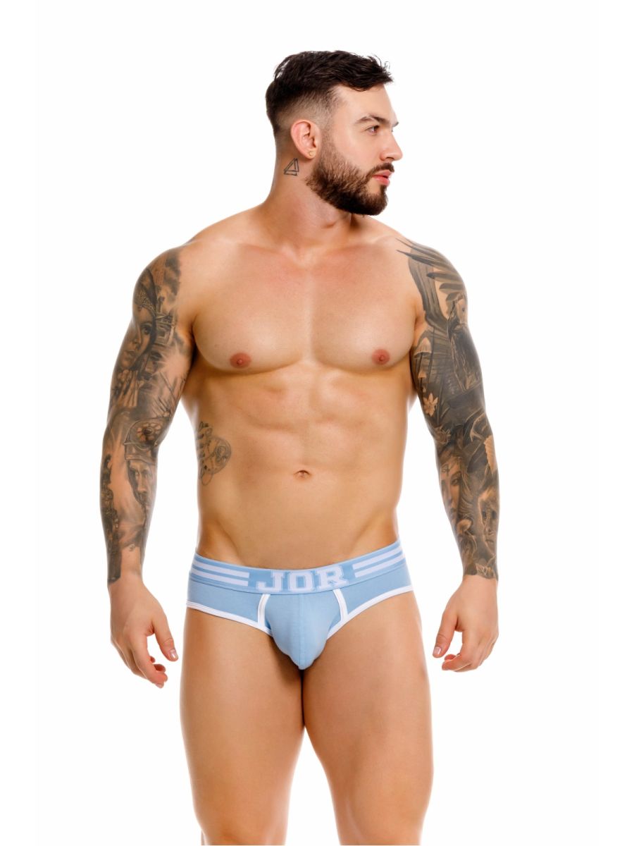 College Briefs