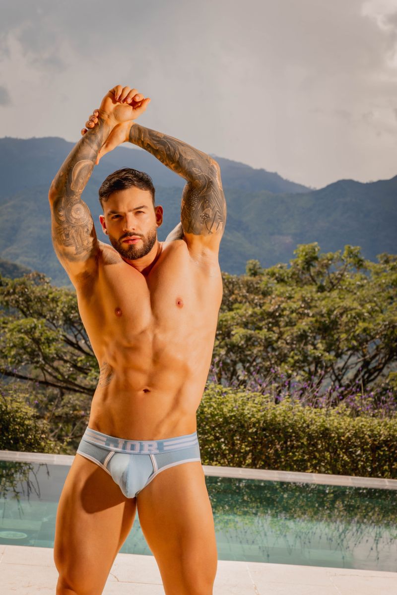 College Briefs