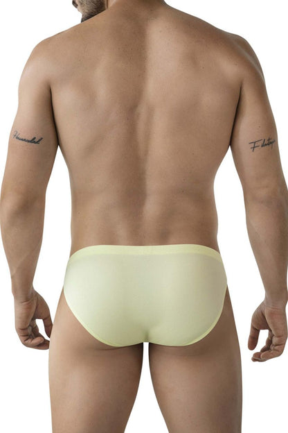 Reto Briefs