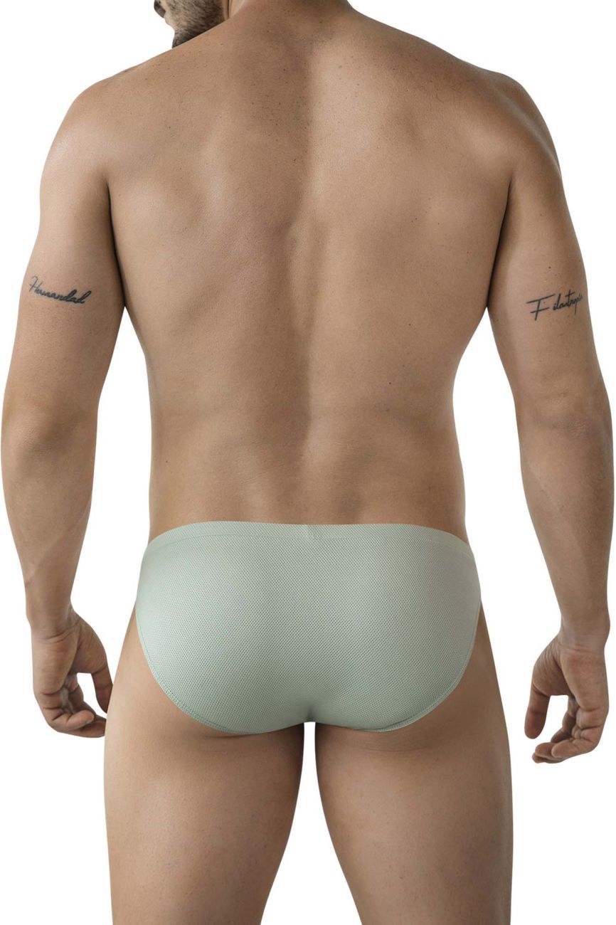 Reto Briefs